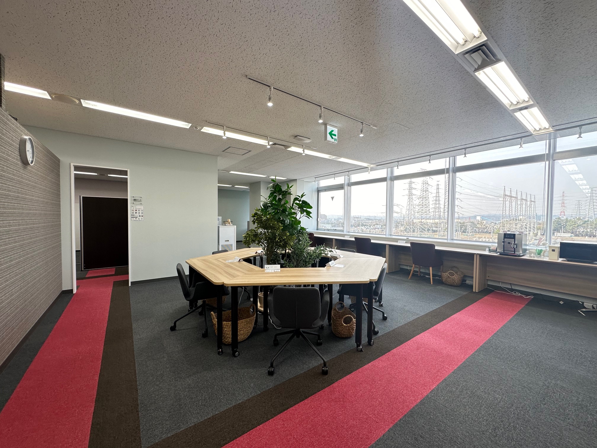 仙台港コワーキングcocoyoru(ココヨル)風景2